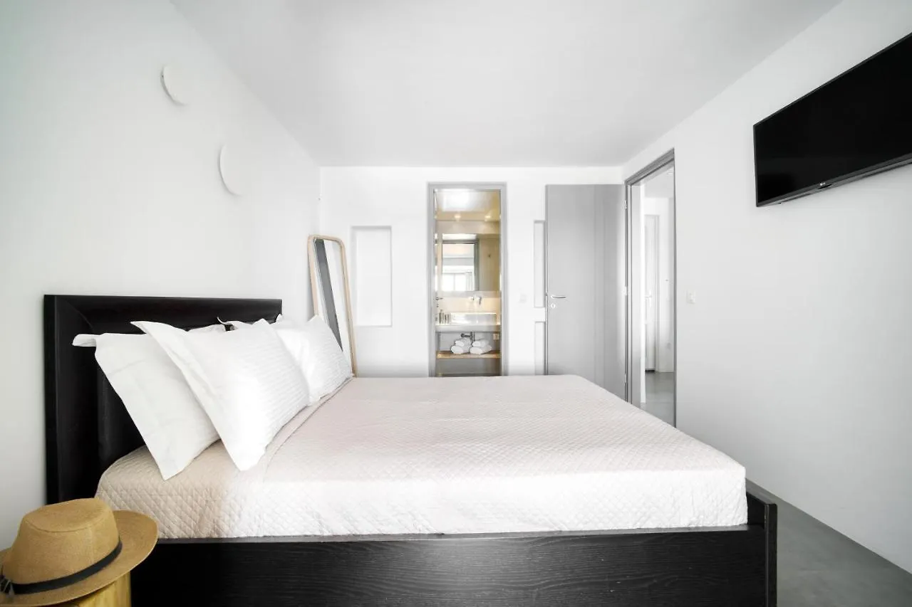 Nefeli Residence&Suite Ftelia beach Mykonos Grecja