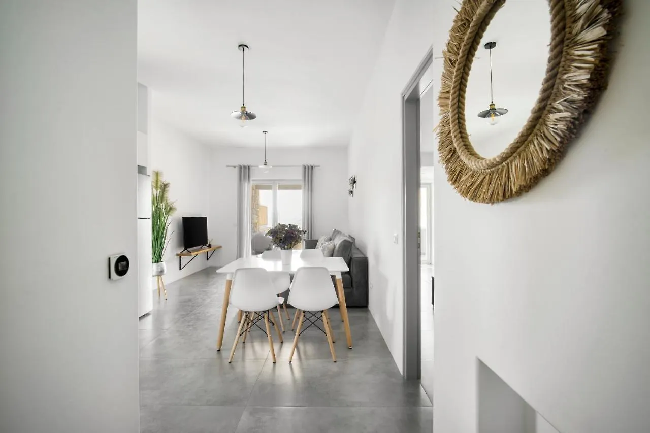 Dom wakacyjny Nefeli Residence&Suite Ftelia beach Mykonos Grecja
